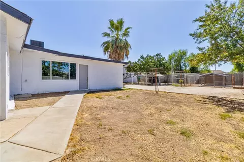 Exterior - 815 E 5th, Hanford, CA 93230 photo 7 of 14