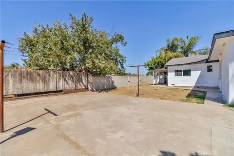 Exterior - 815 E 5th, Hanford, CA 93230 photo 10 of 14