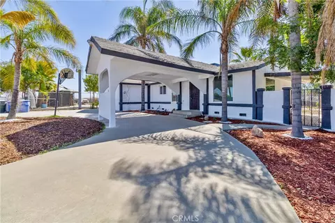 Exterior - 815 E 5th, Hanford, CA 93230 photo 4 of 14