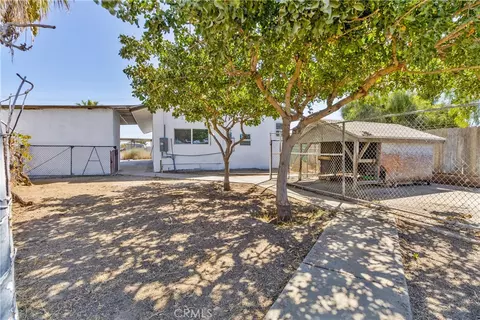 Exterior - 815 E 5th, Hanford, CA 93230 photo 12 of 14