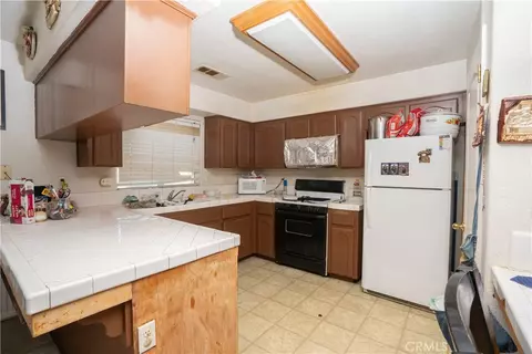 Kitchen - 220 Walker, Coalinga, CA 93210 photo 1 of 1