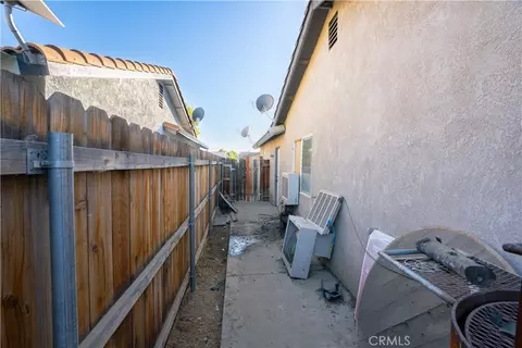 Exterior - 220 Walker, Coalinga, CA 93210 photo 3 of 3