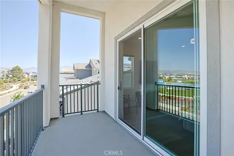 Exterior - 528 Gadwall, Irvine, CA 92618 photo 6 of 12