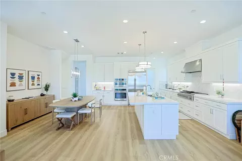 Kitchen - 528 Gadwall, Irvine, CA 92618 photo 5 of 5