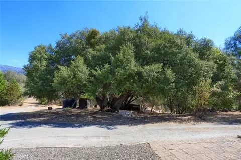 Exterior - 33030 Road 233, North Fork, CA 93643 photo 11 of 14