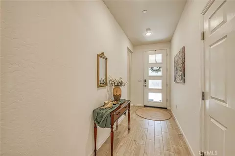 Entry Way - 1523 Bloom Ln, Clovis, CA 93619 photo 2 of 5