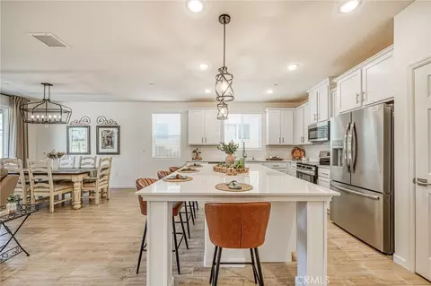 Kitchen - 1523 Bloom Ln, Clovis, CA 93619 photo 4 of 4