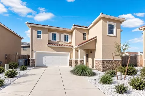 4422 W Langden Dr, Fresno, CA 93722