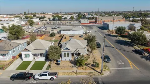 View/Area - 130 E 4th St, Hanford, CA 93230 photo 4 of 6