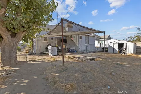 Exterior - 130 E 4th St, Hanford, CA 93230 photo 6 of 8