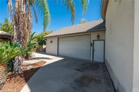Exterior - 2843 Carolina Ave, Clovis, CA 93611 photo 12 of 17