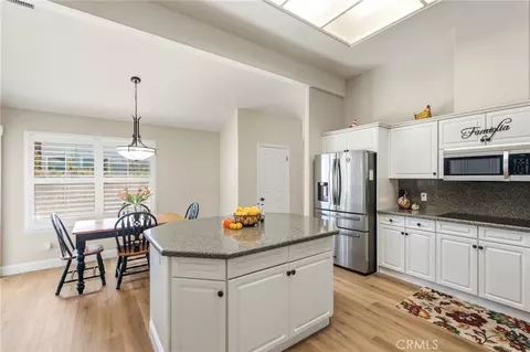 Kitchen - 2843 Carolina Ave, Clovis, CA 93611 photo 3 of 7