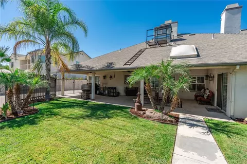 Exterior - 2843 Carolina Ave, Clovis, CA 93611 photo 9 of 17