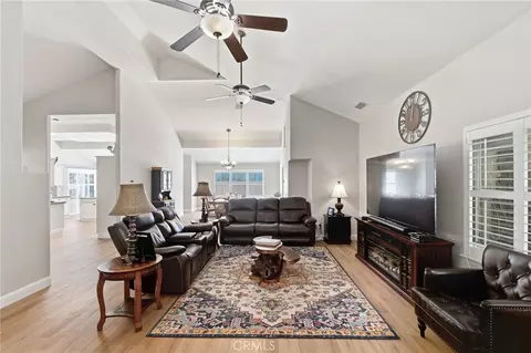 Entry Way - 2843 Carolina Ave, Clovis, CA 93611 photo 3 of 5