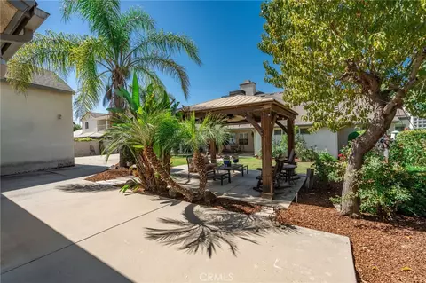 Exterior - 2843 Carolina Ave, Clovis, CA 93611 photo 5 of 17