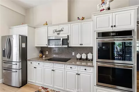 Kitchen - 2843 Carolina Ave, Clovis, CA 93611 photo 7 of 7