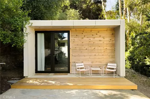 2128 Cove Ave, Los Angeles, CA 90039