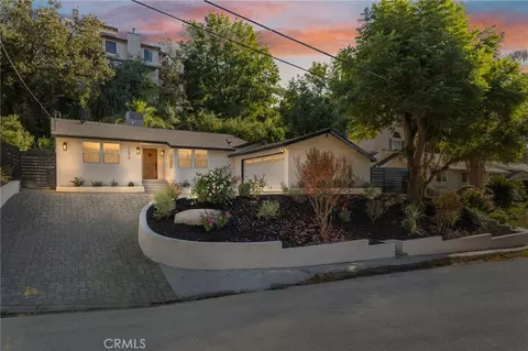 22470 Domingo Rd, Woodland Hills, CA 91364