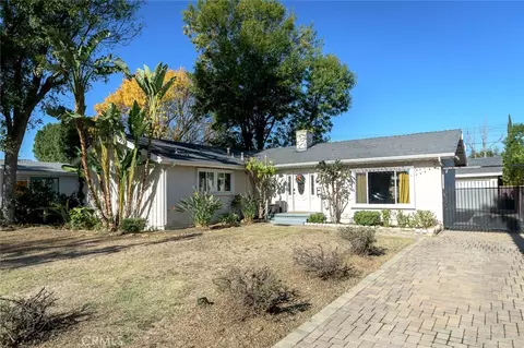 22253 Criswell St, Woodland Hills, CA 91303