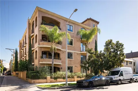 420 S Hamel Rd #302, Los Angeles, CA 90048