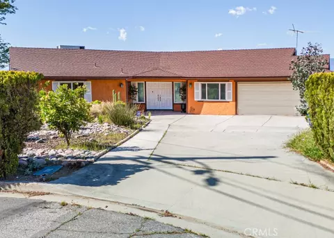 6796 Rolling Hills Dr, Riverside, CA 92505