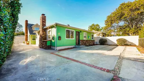 5651 Denny Ave, North Hollywood, CA 91601