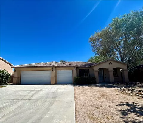 1742 Thomas Dr, Lancaster, CA 93535