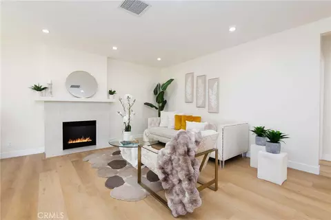 1917 N Evergreen St, Burbank, CA 91505