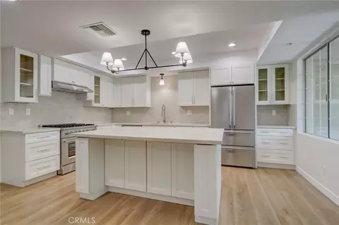 3236 Honolulu Ave #101, La Crescenta, CA 91214
