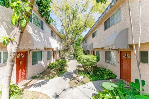 17151 Roscoe Blvd #21, Northridge, CA 91325