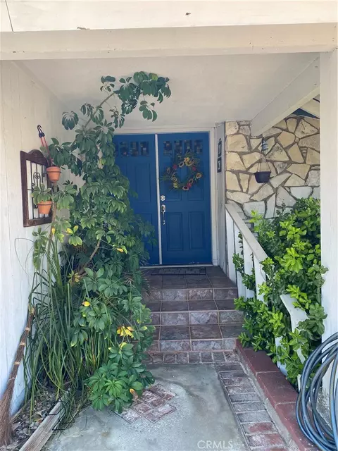 7544 Owens St, Tujunga, CA 91042 photo 1