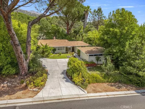 4940 Ocean View Blvd, La Canada Flintridge, CA 91011