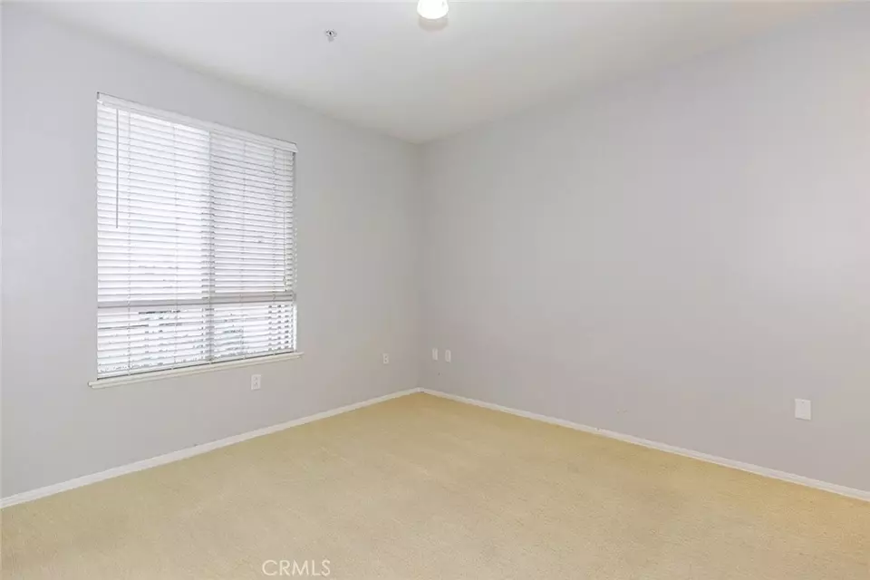 Bedroom - 100 S Alameda St #353, Los Angeles, CA 90012 photo 6 of 8