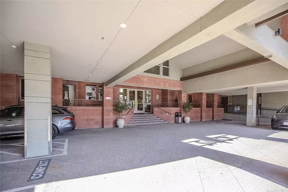 Exterior - 100 S Alameda St #353, Los Angeles, CA 90012 photo 15 of 15