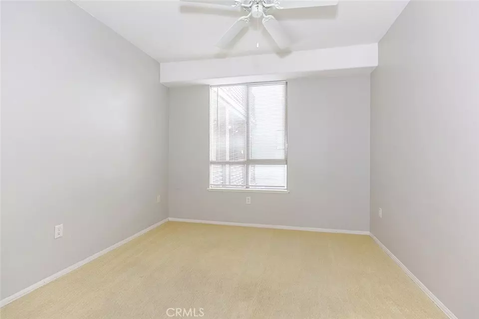 Bedroom - 100 S Alameda St #353, Los Angeles, CA 90012 photo 1 of 8