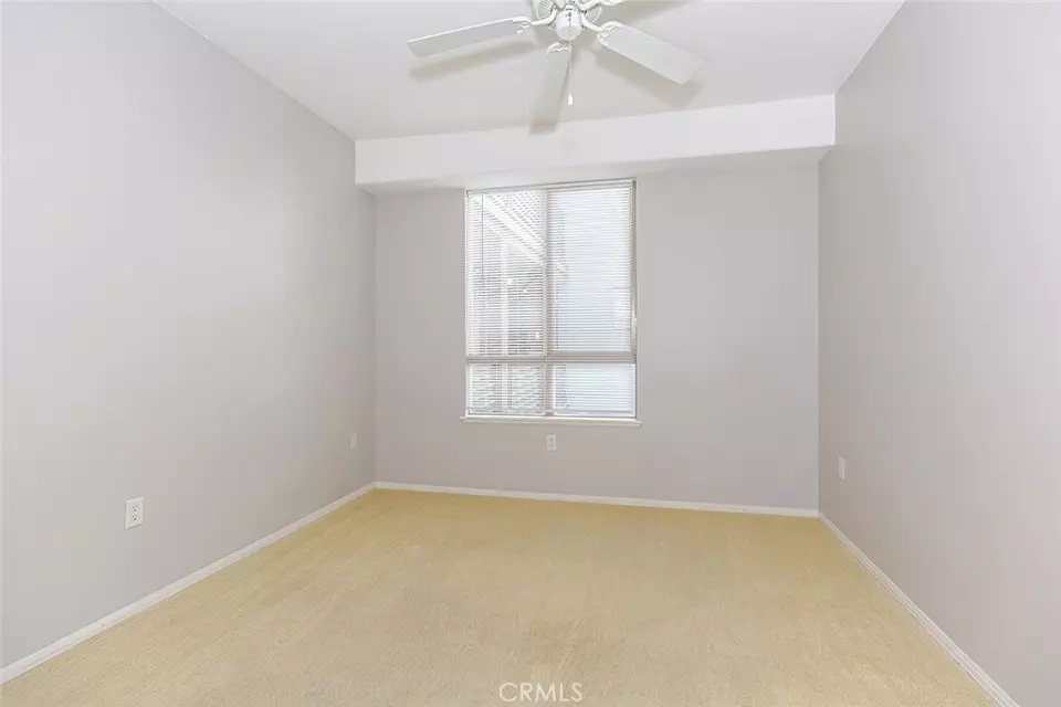 Bedroom - 100 S Alameda St #353, Los Angeles, CA 90012 photo 2 of 8