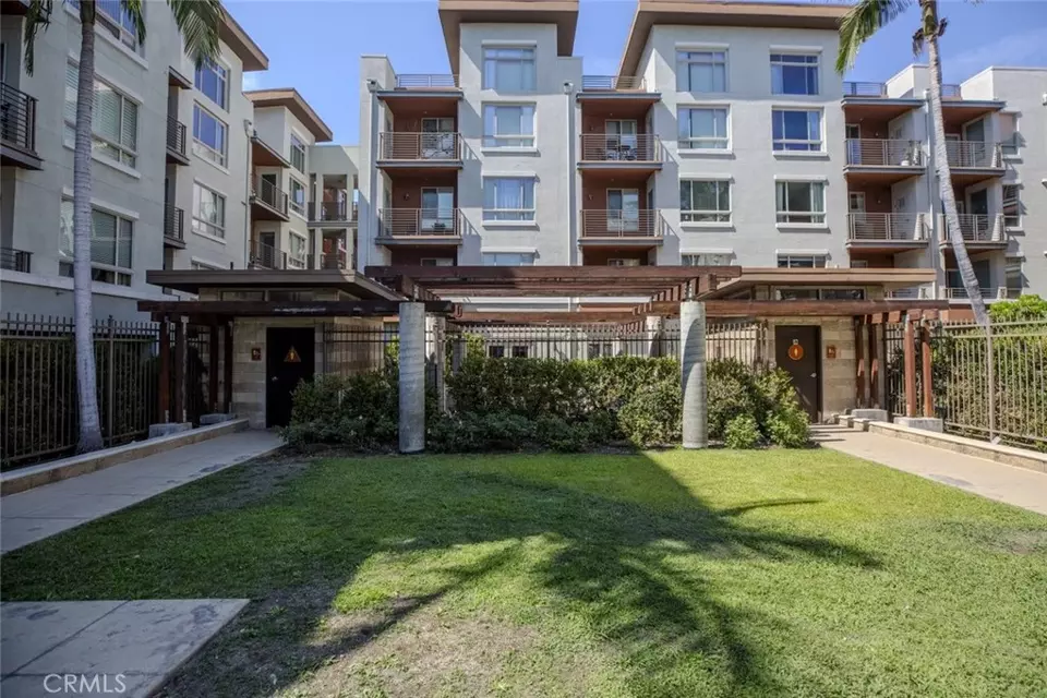 Exterior - 100 S Alameda St #353, Los Angeles, CA 90012 photo 12 of 15