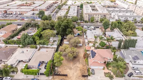 7840 Ventura Cyn, Panorama City, CA 91402
