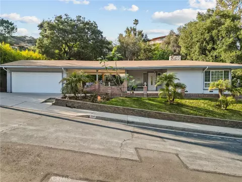 1519 Lynglen Dr, Glendale, CA 91206