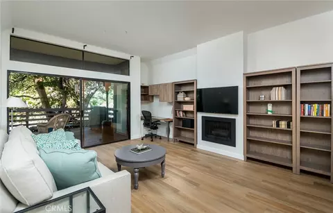 1050 Seco #103, Pasadena, CA 91103