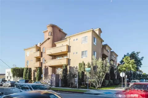 1515 Grismer Ave #302, Burbank, CA 91504
