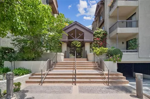 236 N Louise St #303, Glendale, CA 91206