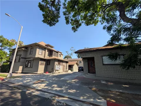 Exterior - 325 S Los Robles Ave, Pasadena, CA 91101 photo 7 of 25