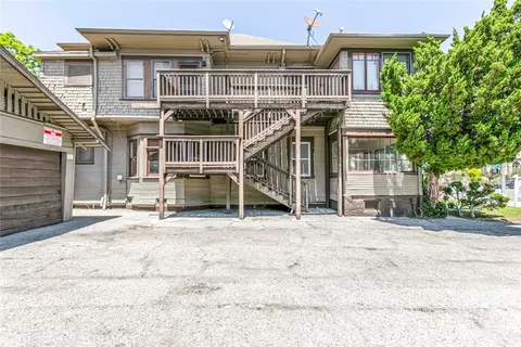 Exterior - 325 S Los Robles Ave, Pasadena, CA 91101 photo 19 of 25