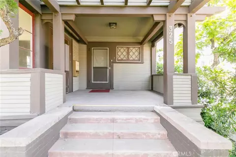 Exterior - 325 S Los Robles Ave, Pasadena, CA 91101 photo 11 of 25