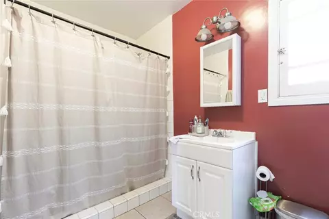 Bath - 408 E Del Mar Blvd, Pasadena, CA 91101 photo 1 of 1