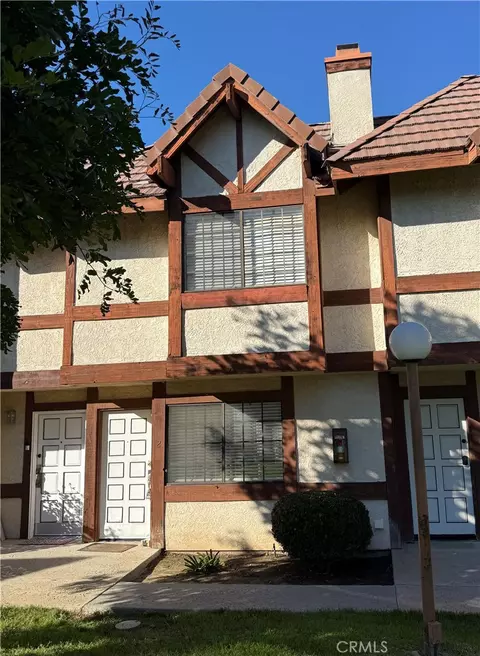 9325 Sunland Park Dr #2, Sun Valley, CA 91352