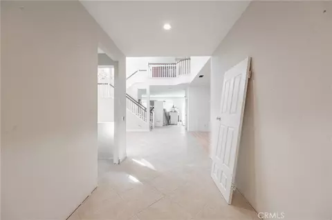 Entry Way - 29276 Discovery Rdg, Santa Clarita, CA 91390 photo 1 of 1