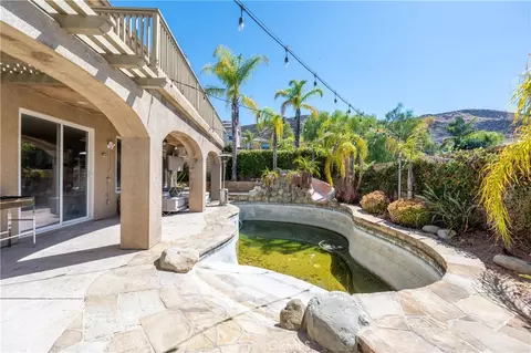 Exterior - 29276 Discovery Rdg, Santa Clarita, CA 91390 photo 2 of 3