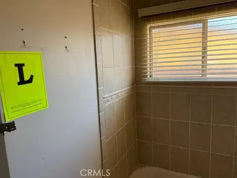 Bath - 1118 E Avenue J3, Lancaster, CA 93535 photo 1 of 2
